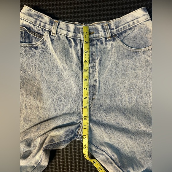 Vintage Prezzia High-Rise Acid Wash Mom Jeans - Picture 11 of 12